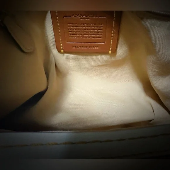 Vintage Y2K Coach Brown and Cream Floral Shoulder Bag, have other new handle - Picture 8 of 17